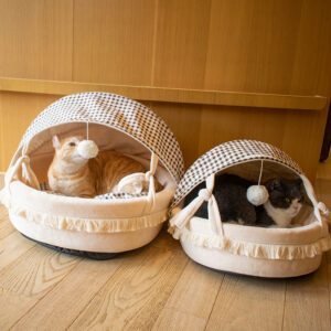 Premium Semi-Enclosed Plush Cat Bed for Cats & Small Dogs – Warm Washable Pet Nest